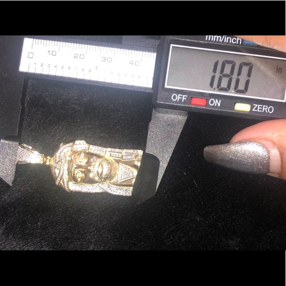 Real diamond Jesus pendant w/10k gold rope chain - Picture 6 of 17